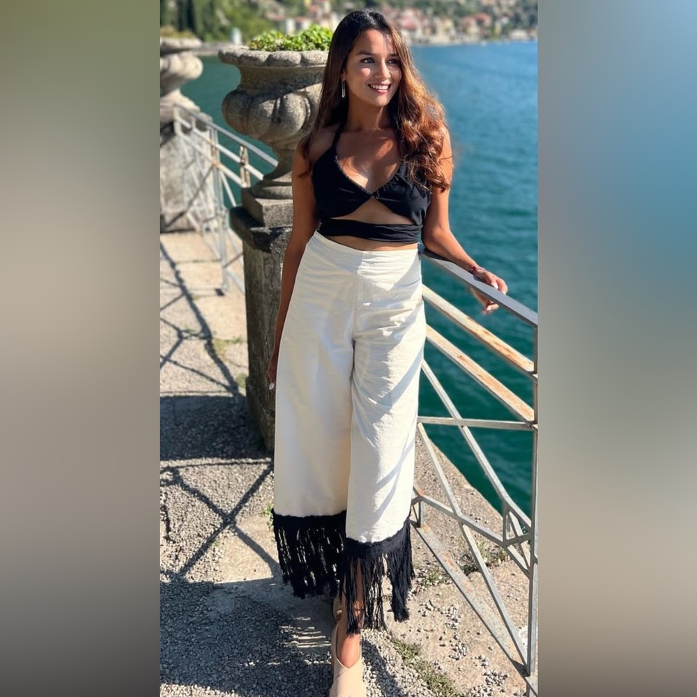 Elegant Black and White Wide-Leg Pants and crop top set